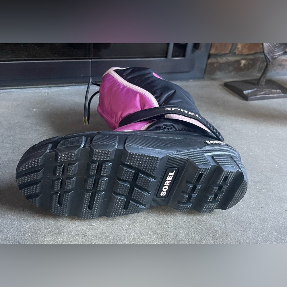 Girl Sorel snow boots NWOT - Picture 8 of 9